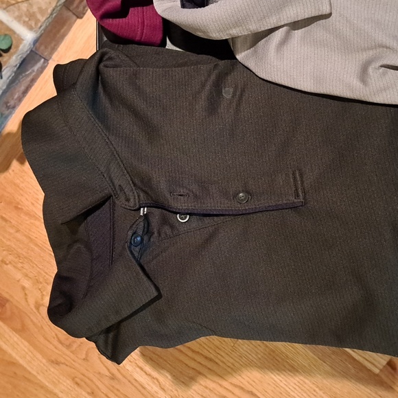 Men's Under Armor - Picture 4 of 7